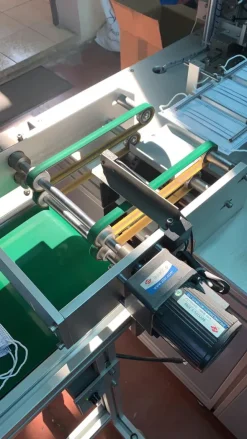 Macchina produzione automatica mascherine