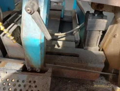 1#8607 Macchinari da carpenteria e arredi per uffici e autocarri