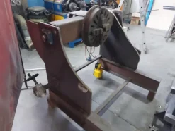 1#8607 Macchinari da carpenteria e arredi per uffici e autocarri