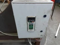 1#8607 Macchinari da carpenteria e arredi per uffici e autocarri