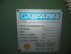 1#8607 Macchinari da carpenteria e arredi per uffici e autocarri