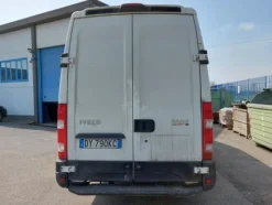 1#8607 Macchinari da carpenteria e arredi per uffici e autocarri