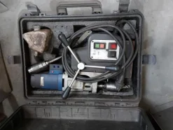 1#8607 Macchinari da carpenteria e arredi per uffici e autocarri