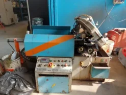 1#8607 Macchinari da carpenteria e arredi per uffici e autocarri