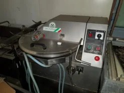 30#46310 Macchinari e attrezzature lavorazione carni