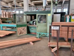 3#6224 Macchinari e attrezzature per la produzione di pannelli semilavorati