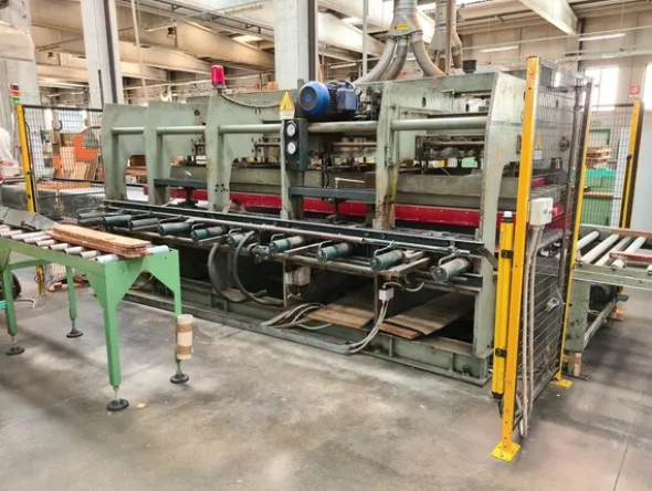 3#6224 Macchinari e attrezzature per la produzione di pannelli semilavorati