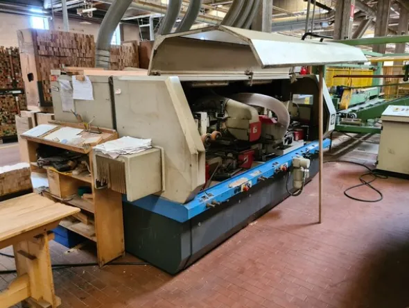 3#6224 Macchinari e attrezzature per la produzione di pannelli semilavorati
