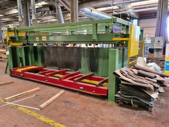 3#6224 Macchinari e attrezzature per la produzione di pannelli semilavorati