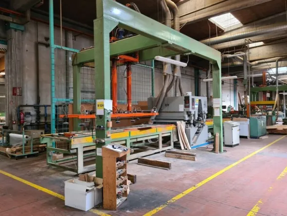 3#6224 Macchinari e attrezzature per la produzione di pannelli semilavorati