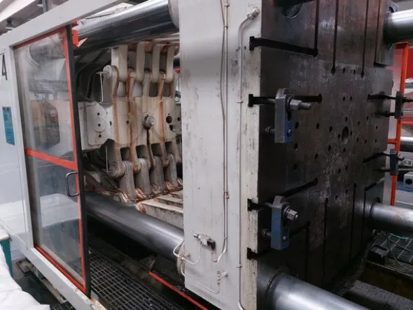 1#7512 Macchinari e attrezzature per la lavorazione di materie plastiche