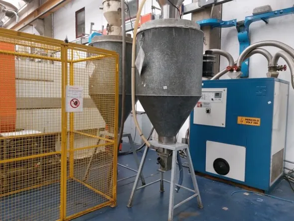 1#7512 Macchinari e attrezzature per la lavorazione di materie plastiche