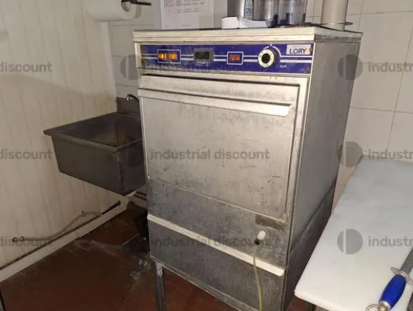 3#9323 Macchinari ed attezzature per salumificio