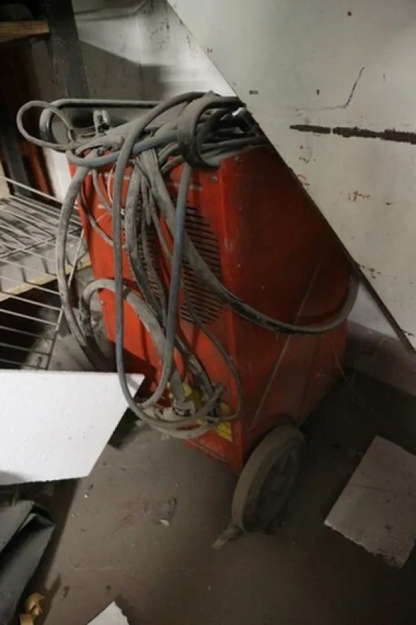 9#7071 Macchinari ed attrezzatura da officina