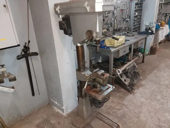 2#8036 Macchinari ed attrezzature per officina