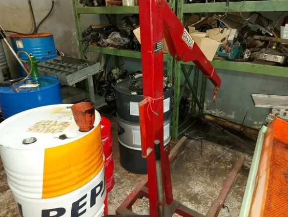 2#8036 Macchinari ed attrezzature per officina