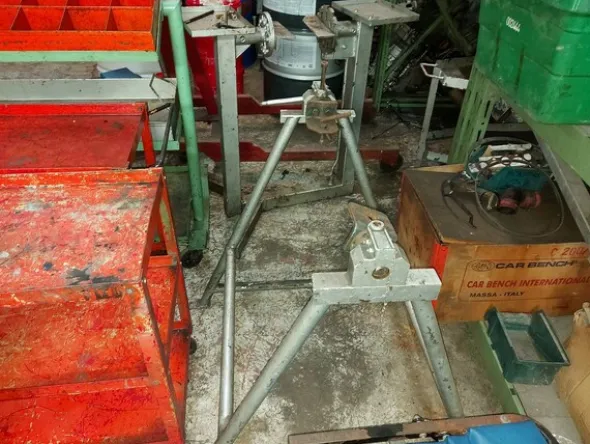2#8036 Macchinari ed attrezzature per officina
