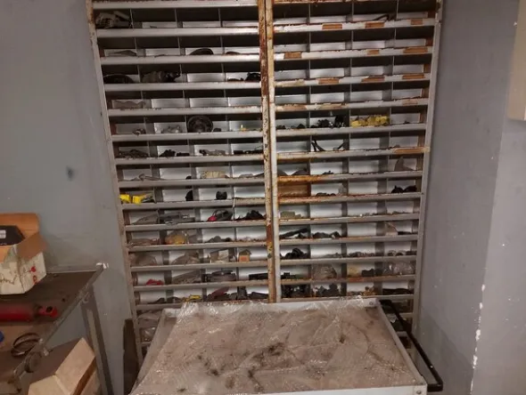 2#8036 Macchinari ed attrezzature per officina