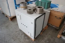 7#7251 Macchinario per produzione assorbenti e magazzino materie prime