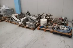 7#7251 Macchinario per produzione assorbenti e magazzino materie prime
