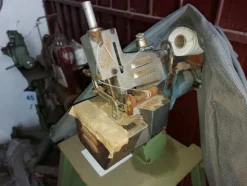 8#7774 Macchinari per accoppiatura dimessi