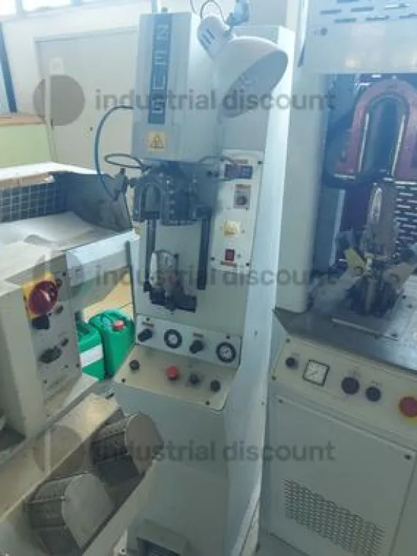 101#8613 Macchinari per calzaturifici, materie prime e prodotti finiti