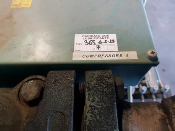 23#2595 Macchinari per impianto frigo