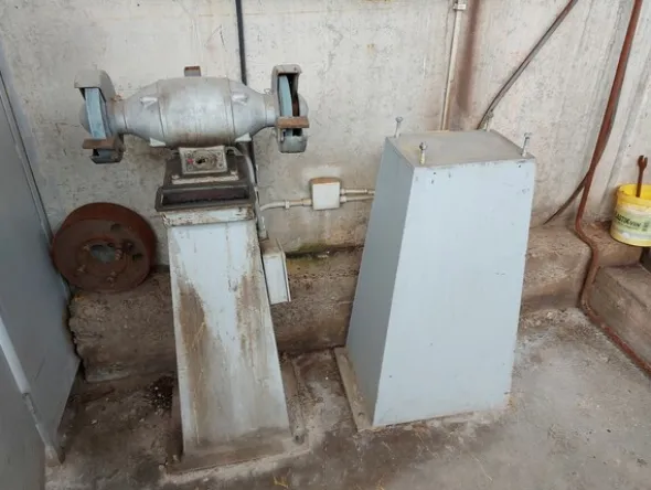 25#6807 Macchinari per la lavorazione del ferro
