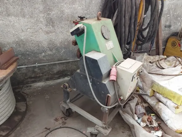 25#6807 Macchinari per la lavorazione del ferro