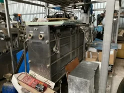 1#7648 Macchinari produzione di prodotti caseari e autocarri