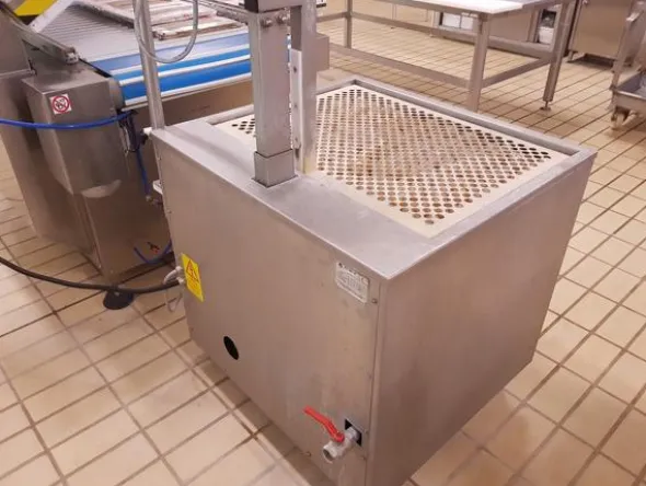 3#4631 Macchina sottovuoto MPTEC e vasca termoretrazione