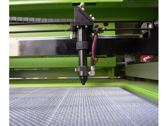 Macchina taglio laser