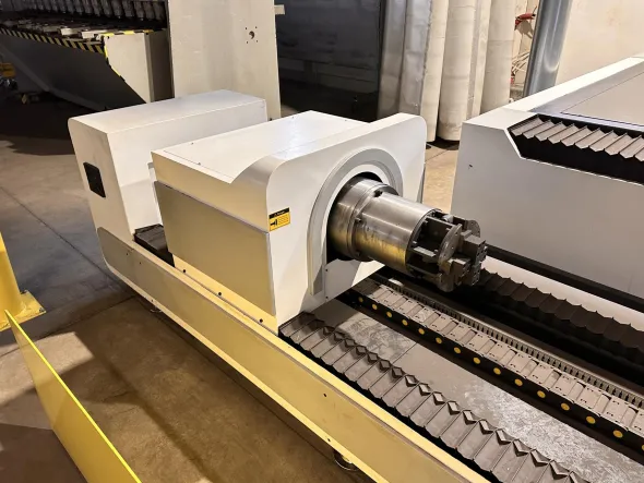 Macchina taglio laser CORMAK LF3015LNR