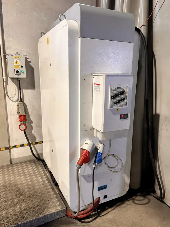 Macchina taglio laser CORMAK LF3015LNR