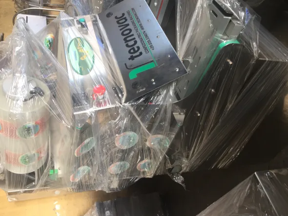 Macchina termo sigillatrice Tecnovac termosigillatrice