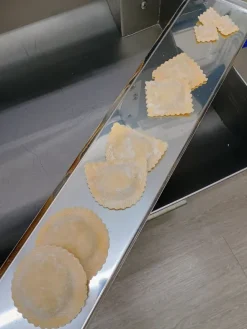 macchina x produzione pasta fresca