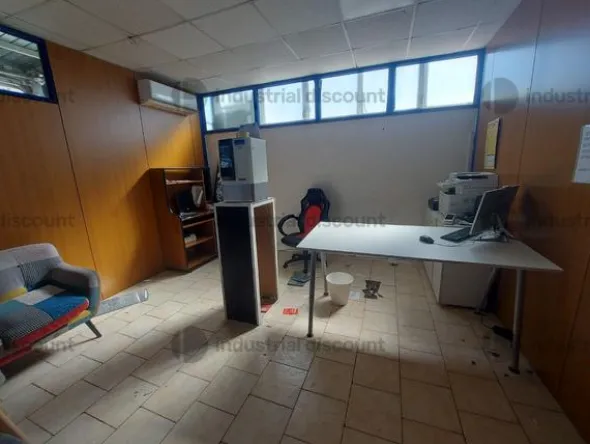 3#9643 Macchine, attrezzature per gommista e officina e Rimanenze di magazzino pneumatici