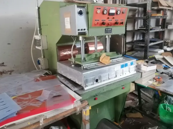 macchine cartotecnica e presse H.F.
