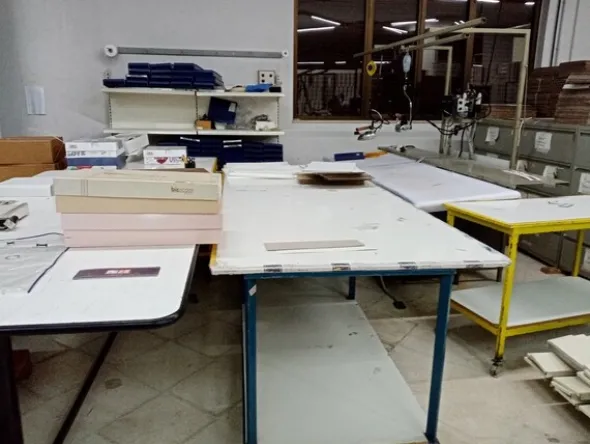 6#7030 Macchine da cucire e confezionare