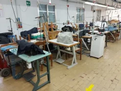 2#5941 Macchine da cucire ed attrezzature