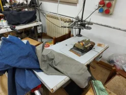 2#5941 Macchine da cucire ed attrezzature