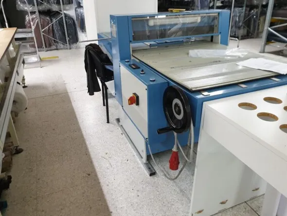 3#6164 Macchine da cucire e per le confezioni tessili