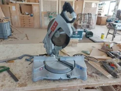 4#7553 Macchine e accessori per falegnameria