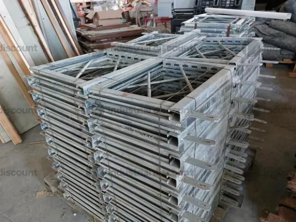 2#8924 Macchine e attrezzature di cantiere