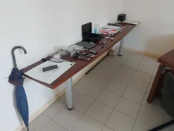 32#7925 Macchine elettroniche e arredo uffici