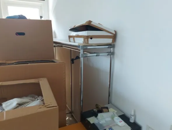 32#7925 Macchine elettroniche e arredo uffici