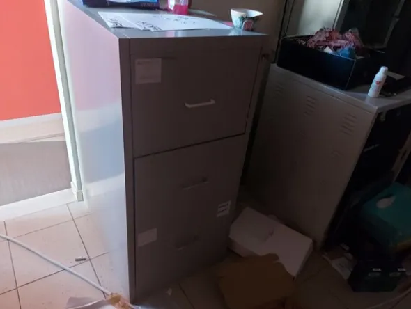32#7925 Macchine elettroniche e arredo uffici