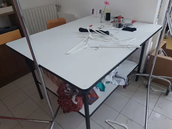 32#7925 Macchine elettroniche e arredo uffici