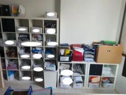 32#7925 Macchine elettroniche e arredo uffici