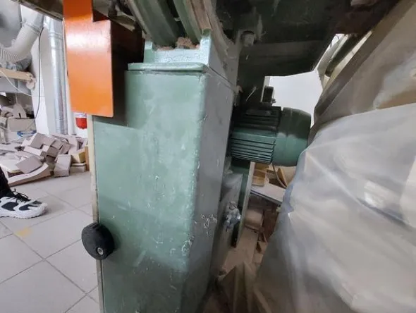 6#8686 Macchine lavorazione legno OMCN e SICMA